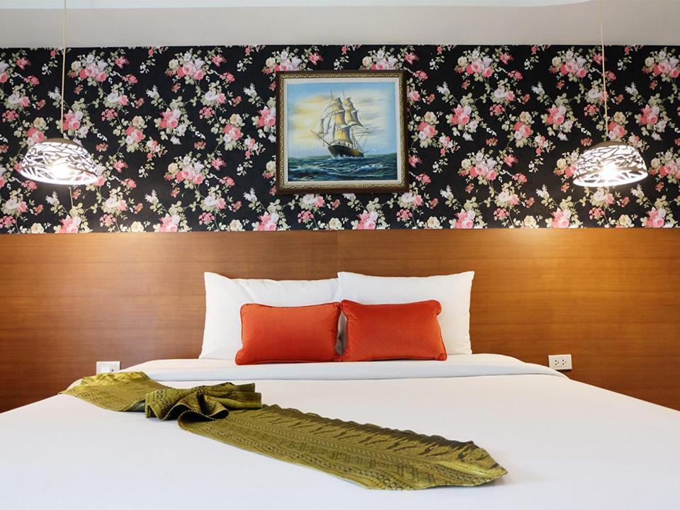 Grand Hill Resort And Spa Nakhon Sawan Eksteriør bilde